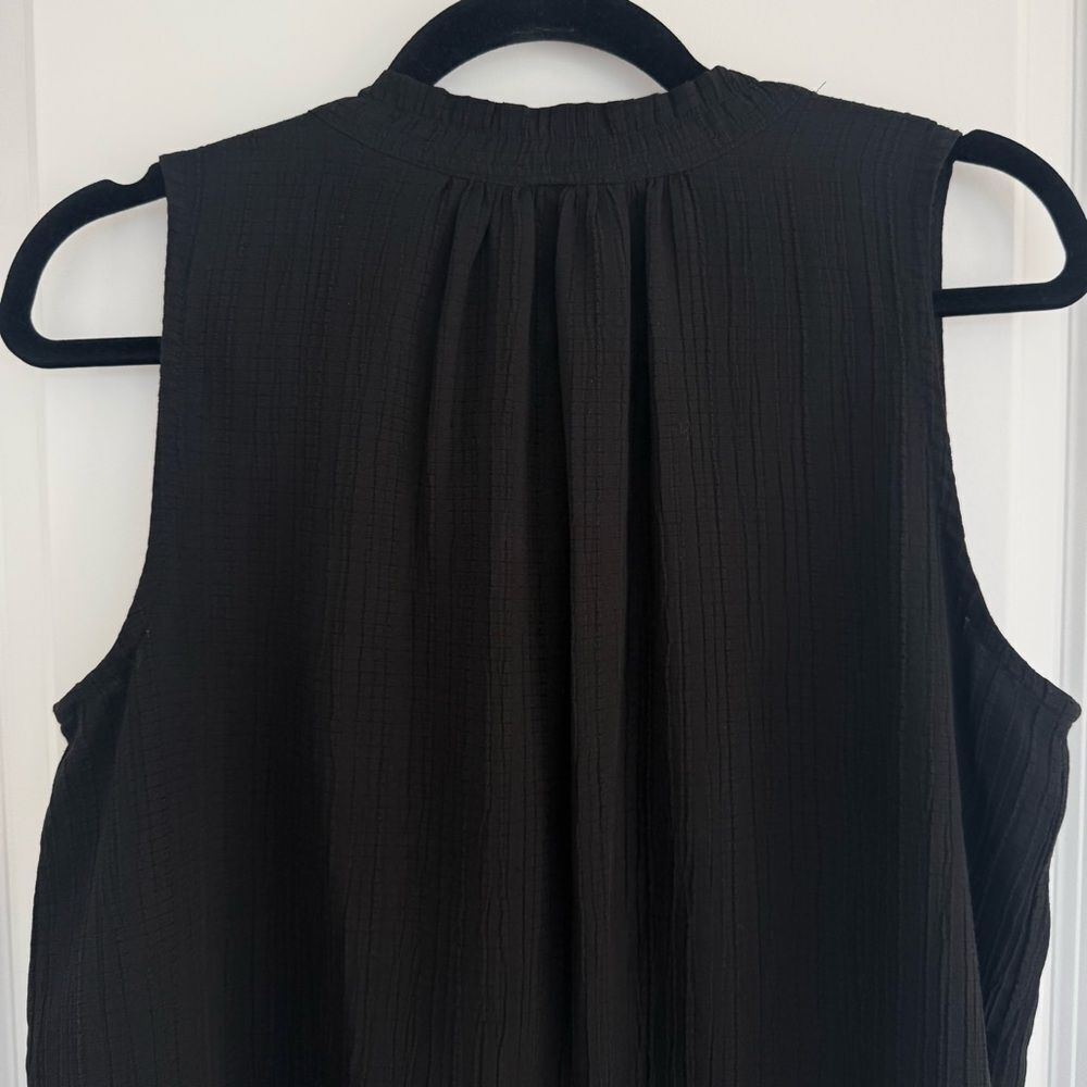 TRIBAL | Sleeveless textured blouse - Size Medium - Picture 7 of 10